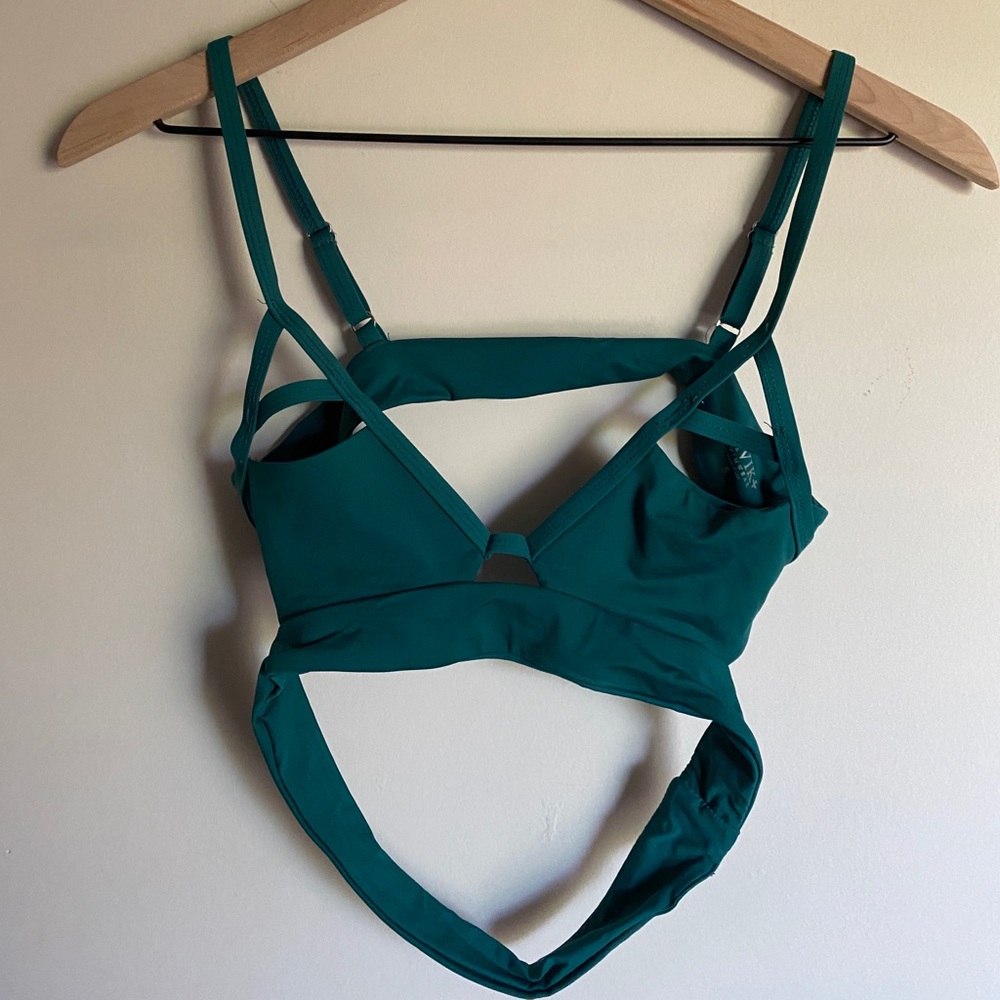 Tavik bikini top